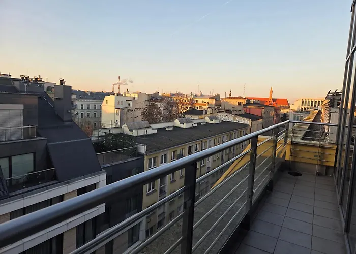 Апартаменти Centrum Krawiecka 1 Вроцлав