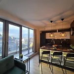 Centrum Krawiecka 1 Апартаменти *