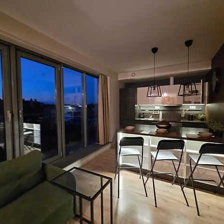 Centrum Krawiecka 1 * ヴロツワフ